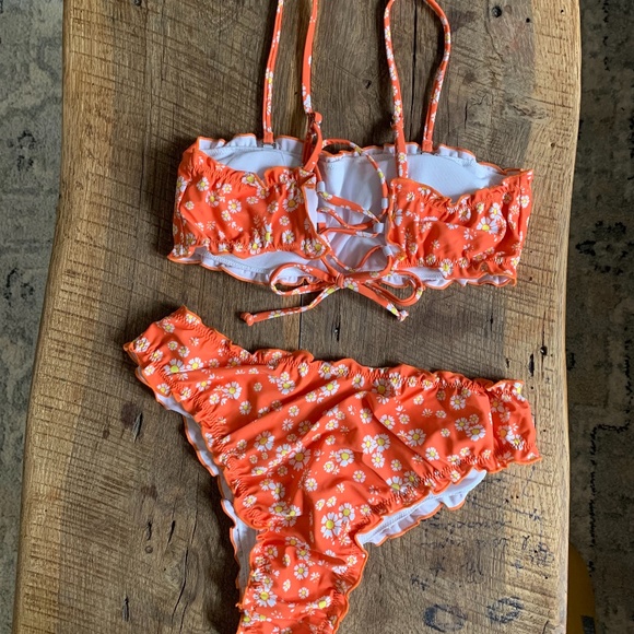 Orange floral bikini 🧡🌼 - Picture 2 of 3